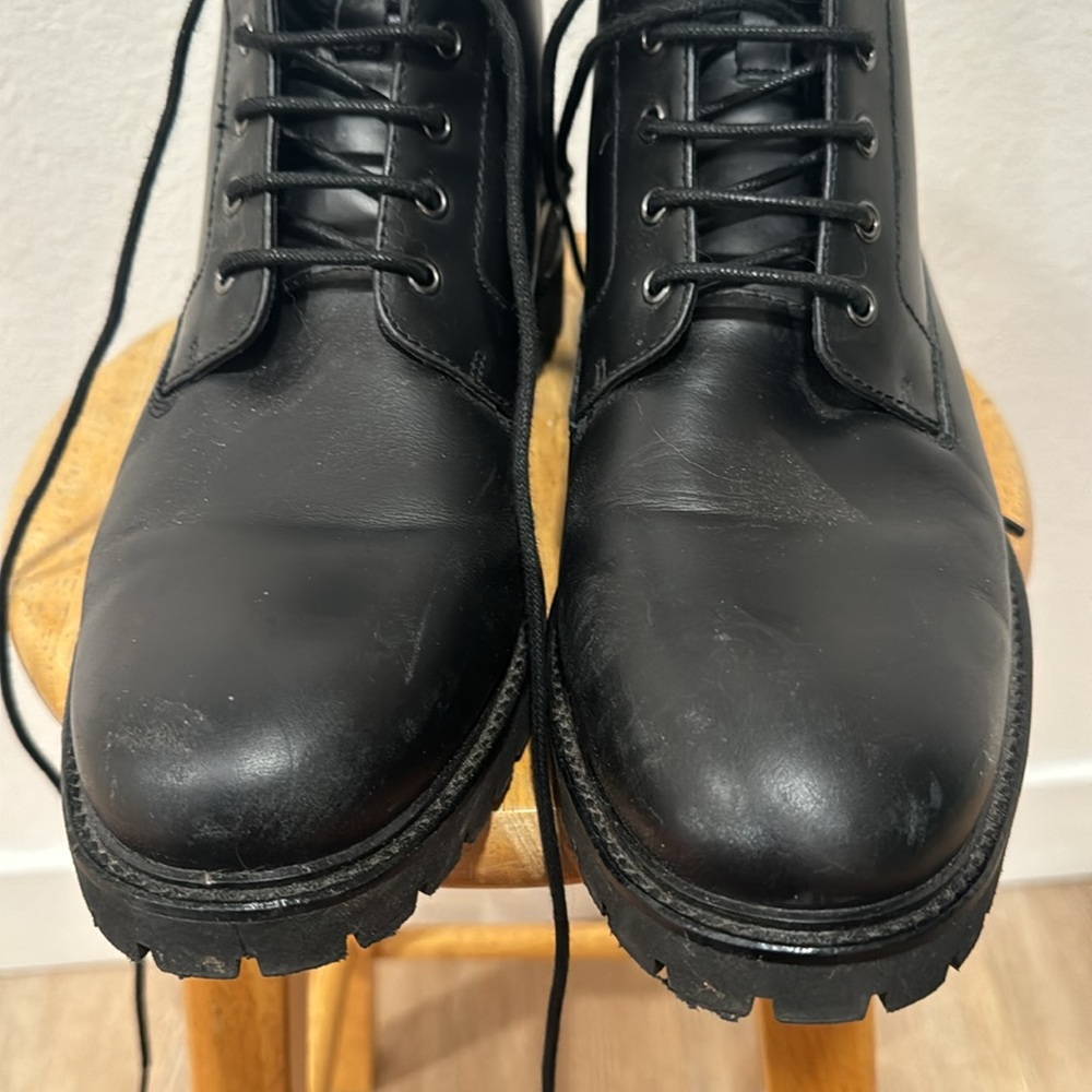 Lightly worn Calvin Klein boots size 11 - Picture 7 of 9